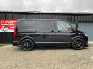 T6.1 T32 Highline Kombi DSG Black with LV-S, 204bhp