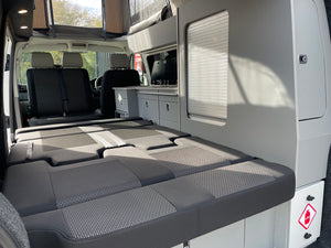 T5.1 Campervan 2012 with air con (brand new conversion)