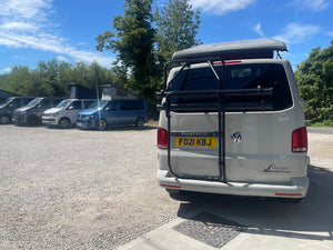 T6.1 Cotswold Edition + with air con in Ascot Grey