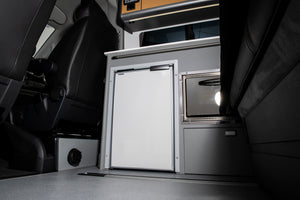 T6.1 LWB HIGHLINE KOMBI 4MOTION *MAGAZINE FEATURED*