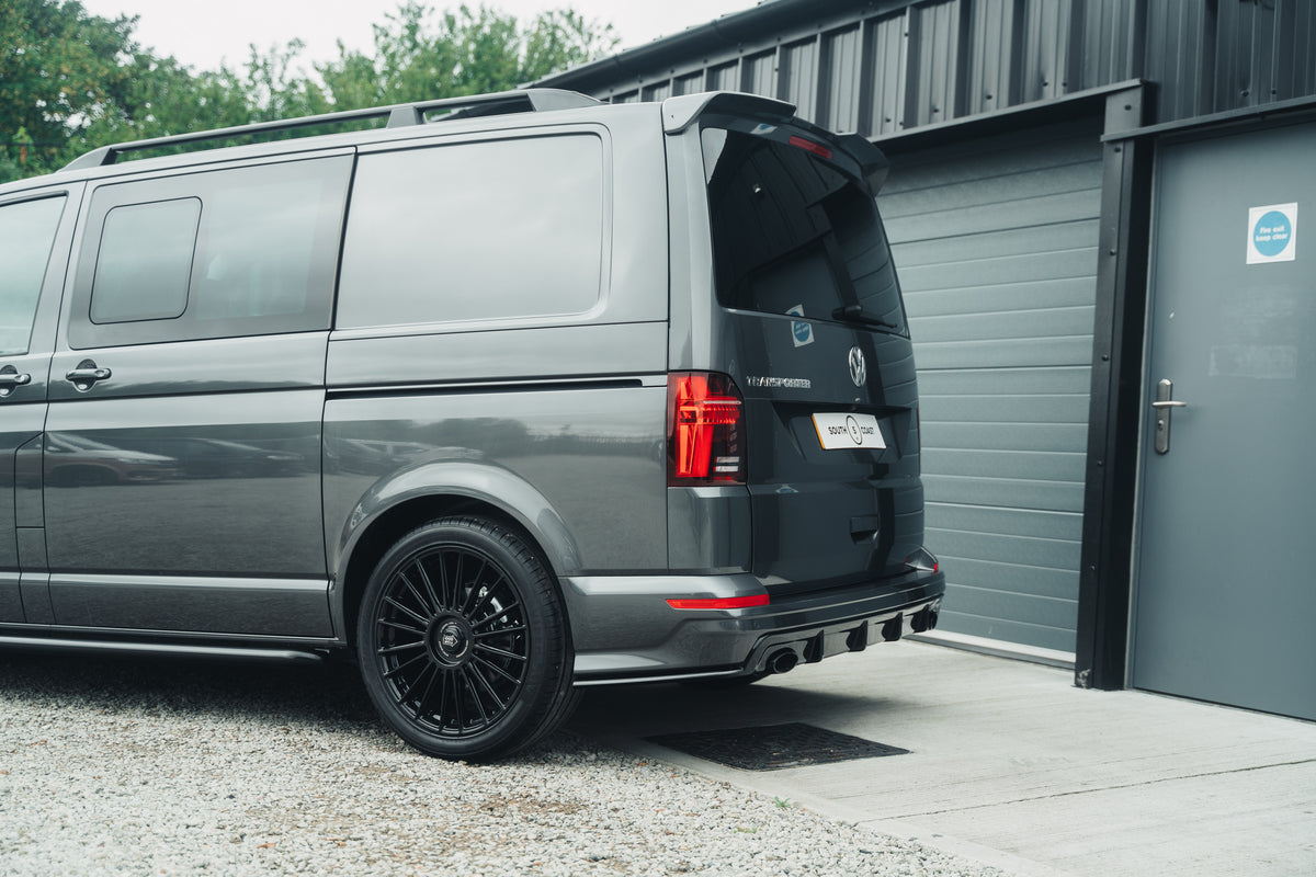 Brand new Highline T6.1 SWB Kombi with full LVR kit