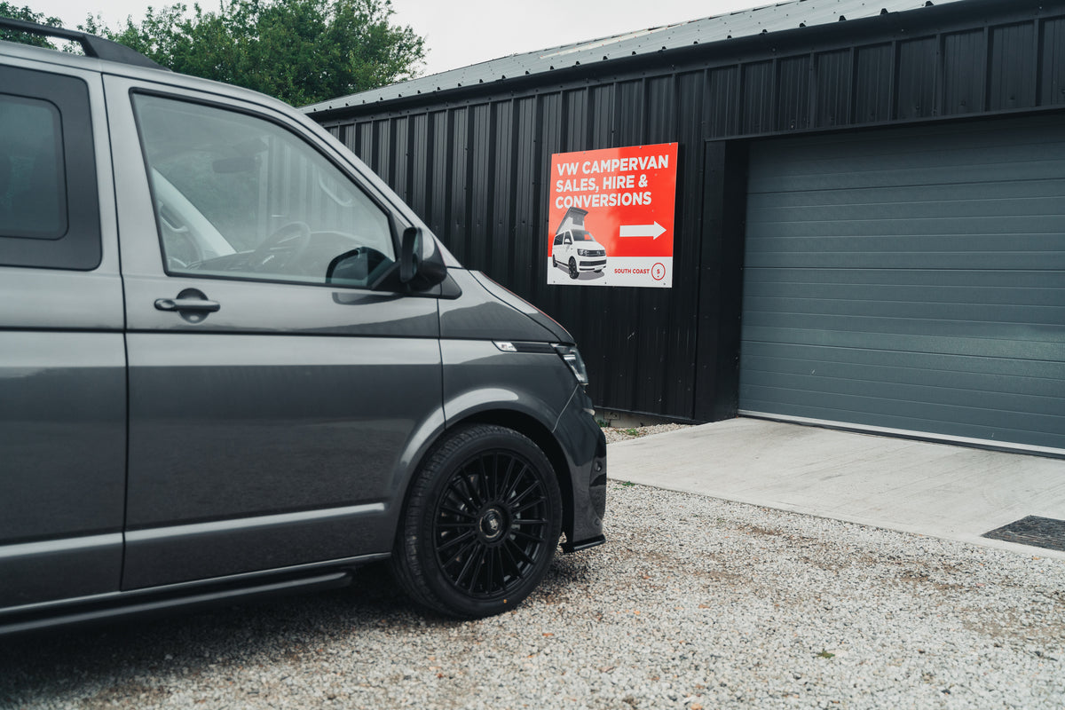 Brand new Highline T6.1 SWB Kombi with full LVR kit