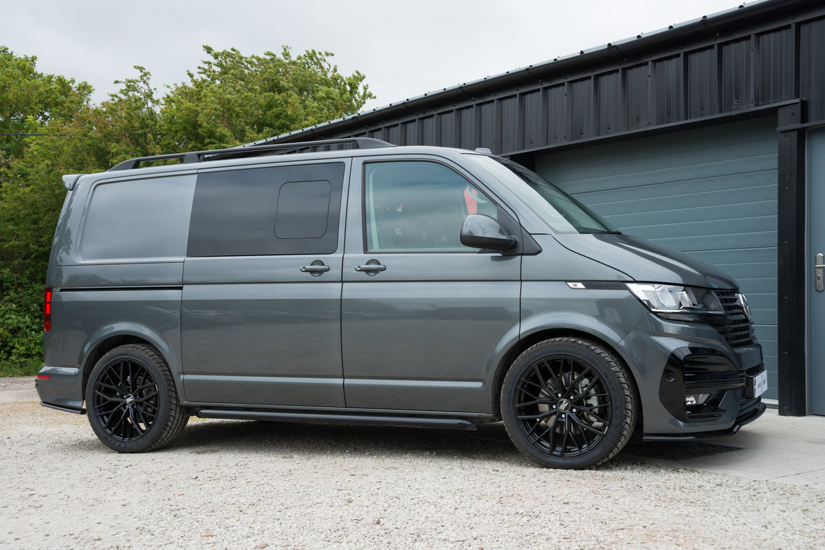 Highline T6.1 SWB Kombi with LVR kit