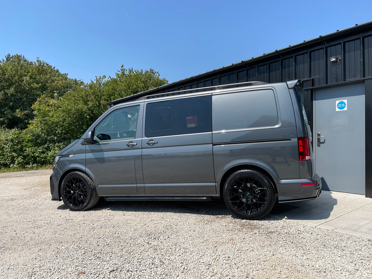 Highline T6.1 SWB Kombi with LVR kit, 110 manual