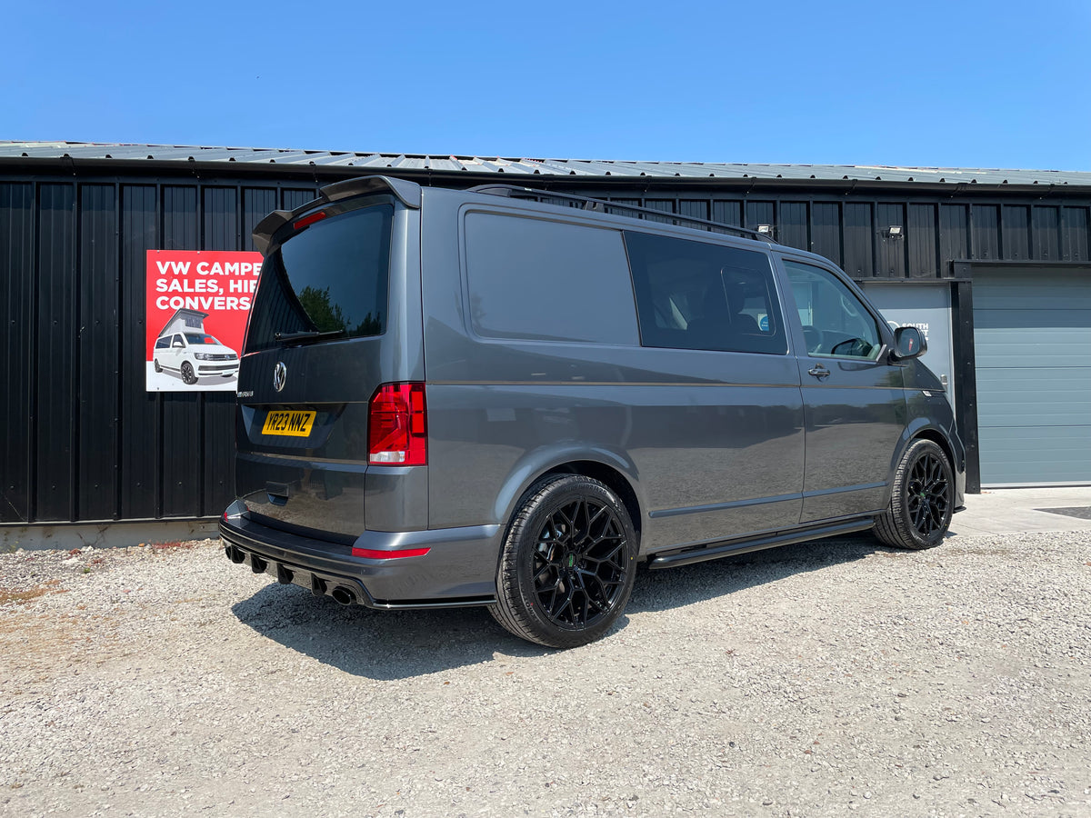 Highline T6.1 SWB Kombi with LVR kit, 110 manual