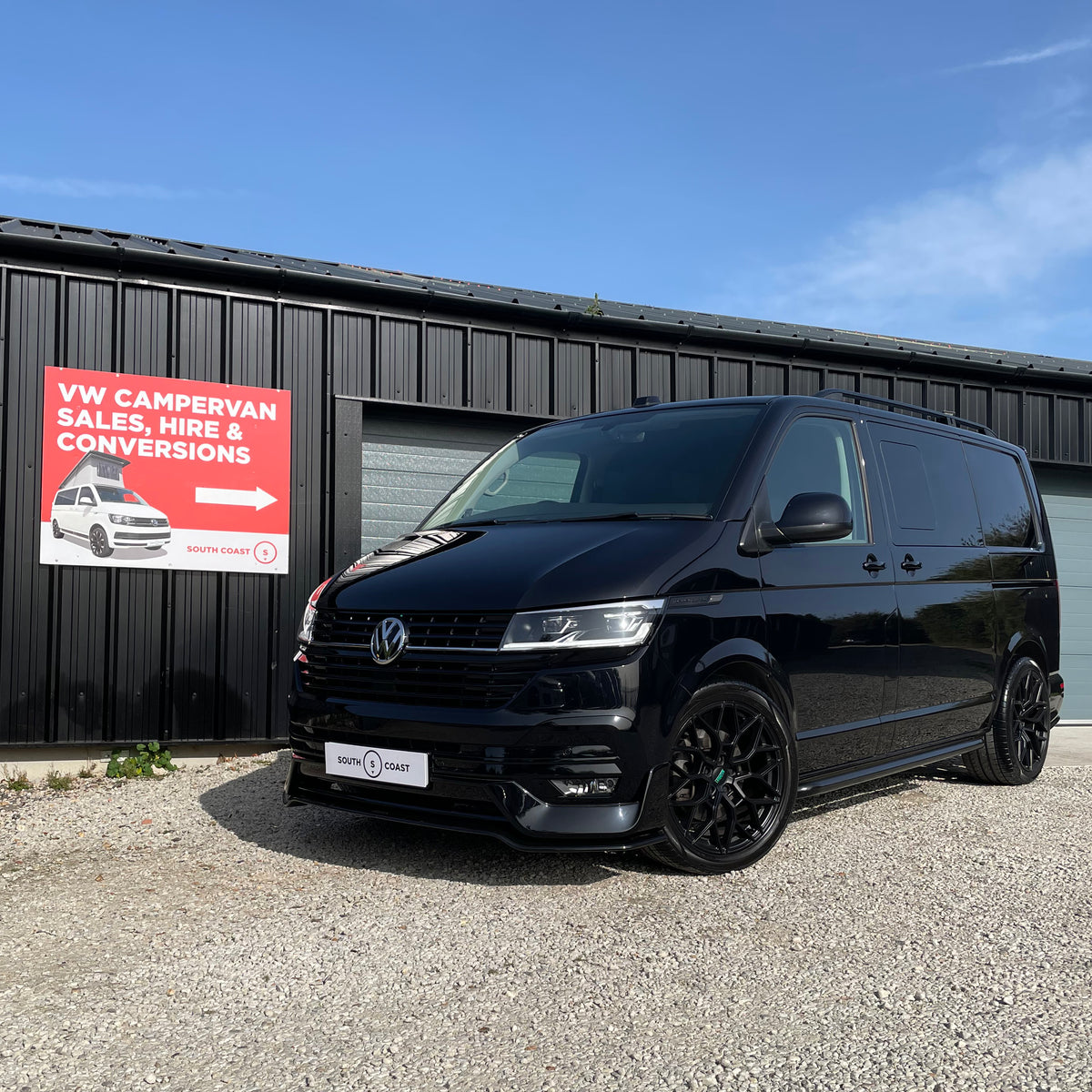 Black T32 Highline Kombi DSG with LV-S, 199bhp