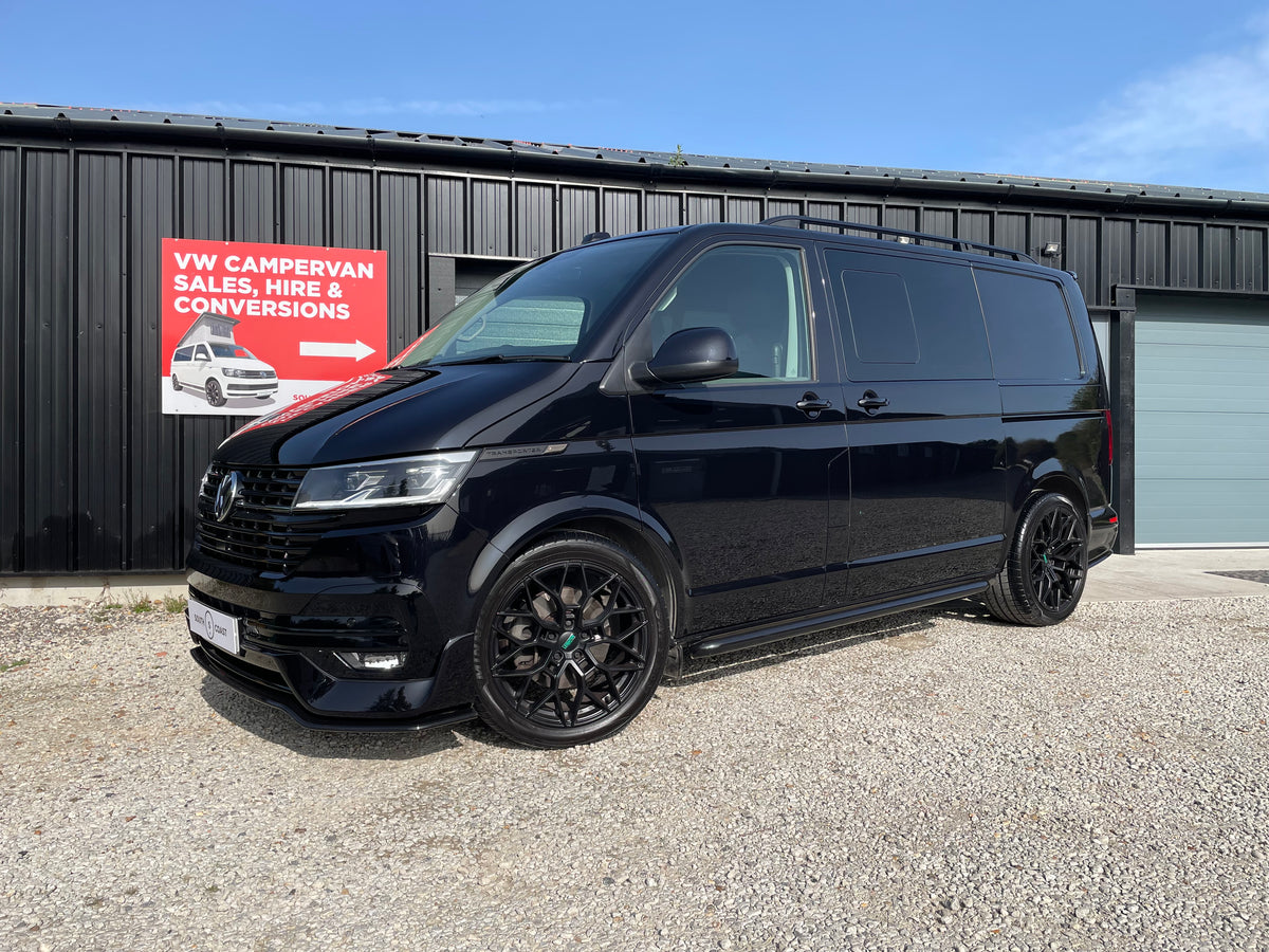 Black T32 Highline Kombi DSG with LV-S, 199bhp