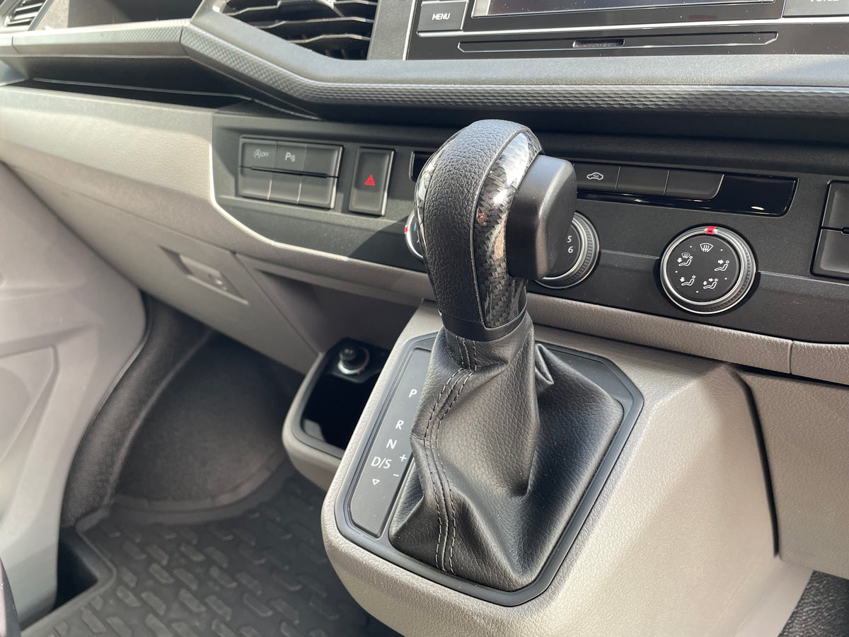 Black T32 Highline Kombi DSG with LV-S, 199bhp