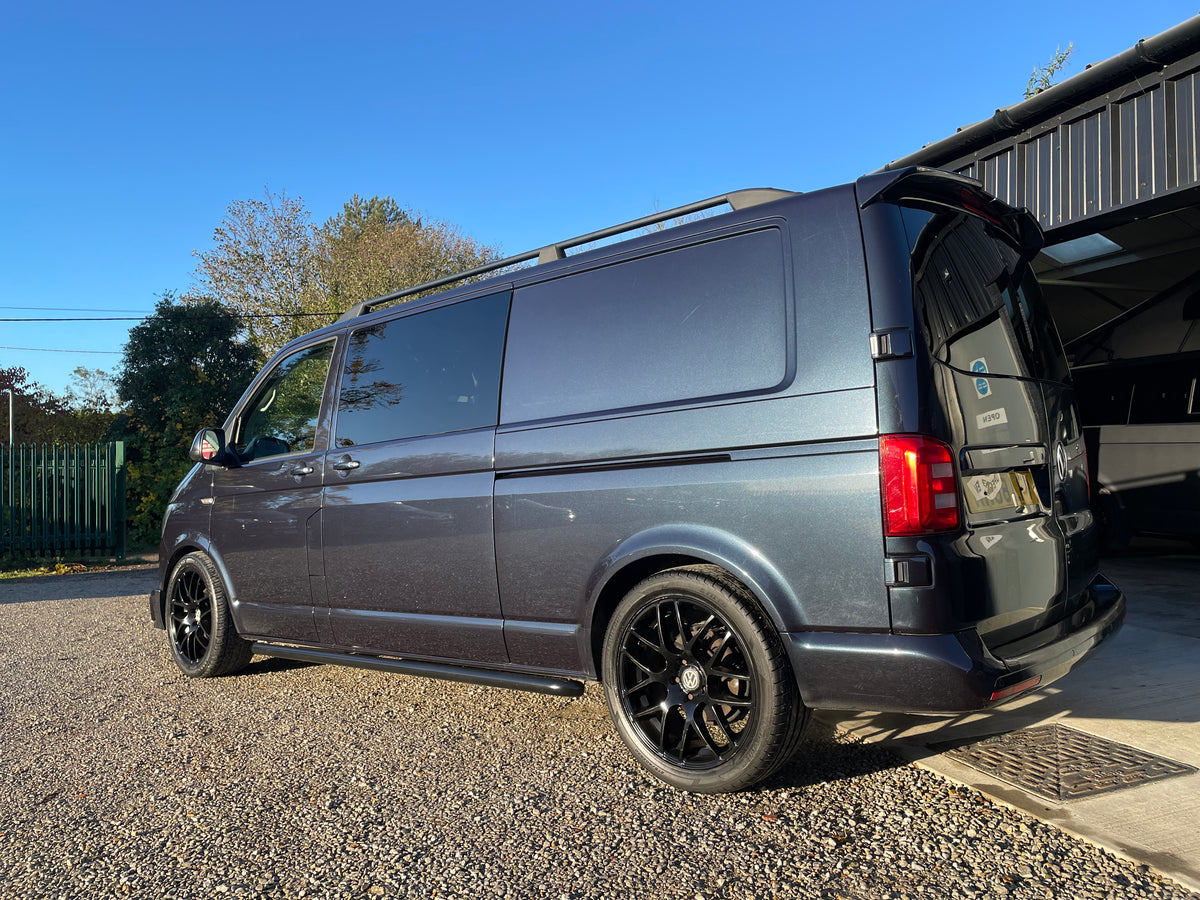 Leighton Vans T6 Highline Kombi LWB DSG