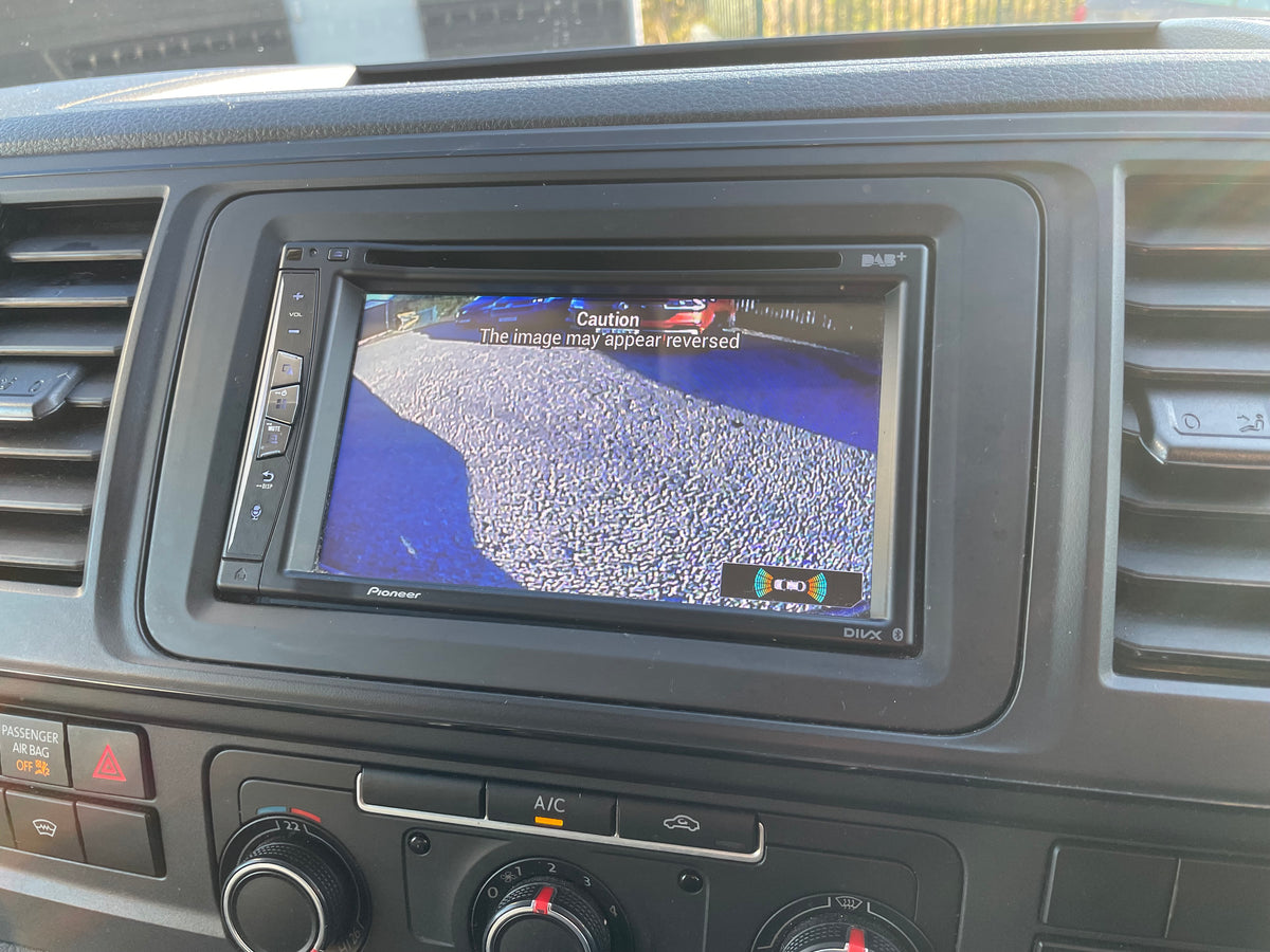 Leighton Vans T6 Highline Kombi LWB DSG