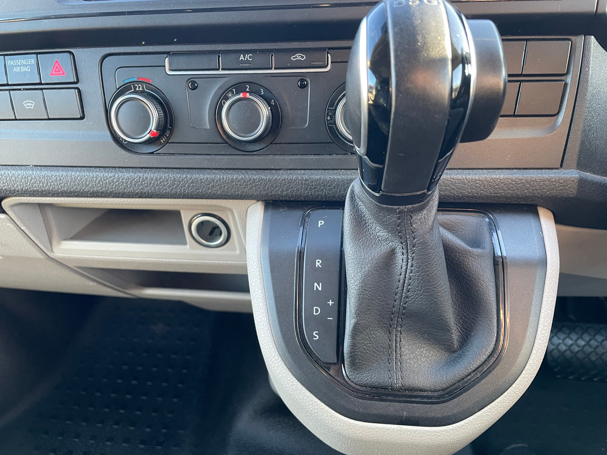 Leighton Vans T6 Highline Kombi LWB DSG