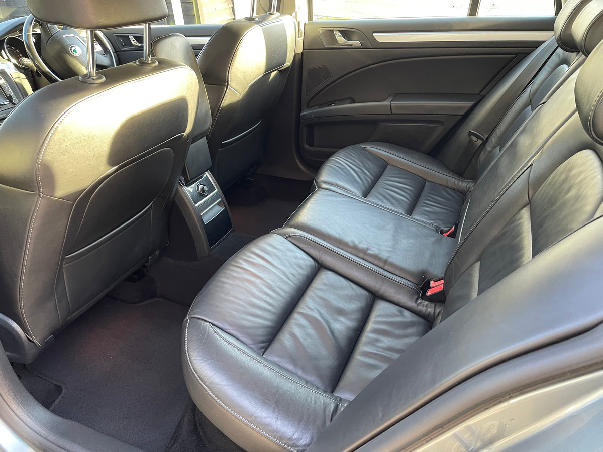 Skoda Superb Estate 2.0 TDI Elegance DSG