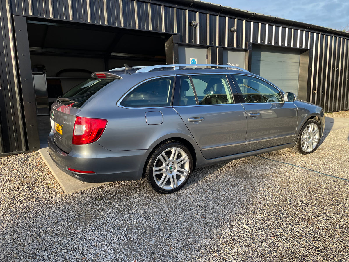 Skoda Superb Estate 2.0 TDI Elegance DSG