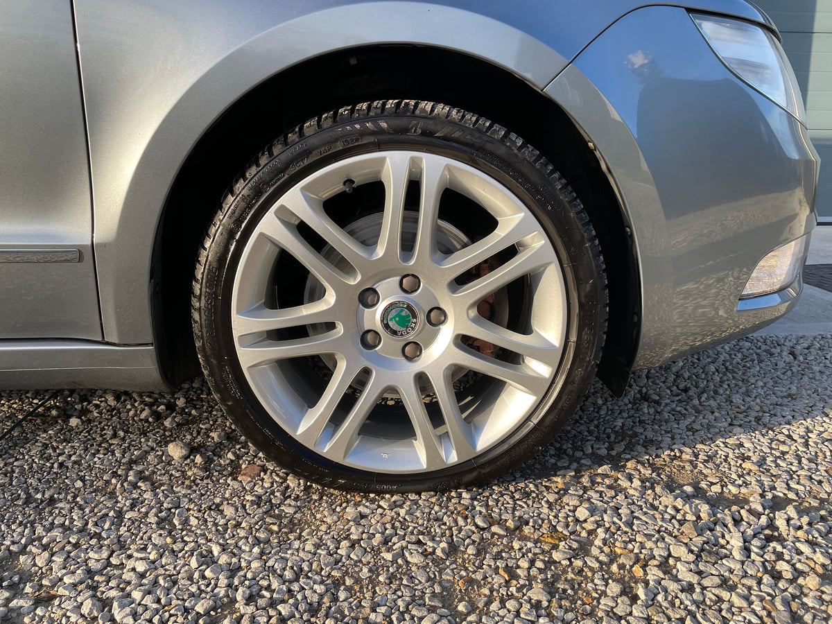 Skoda Superb Estate 2.0 TDI Elegance DSG