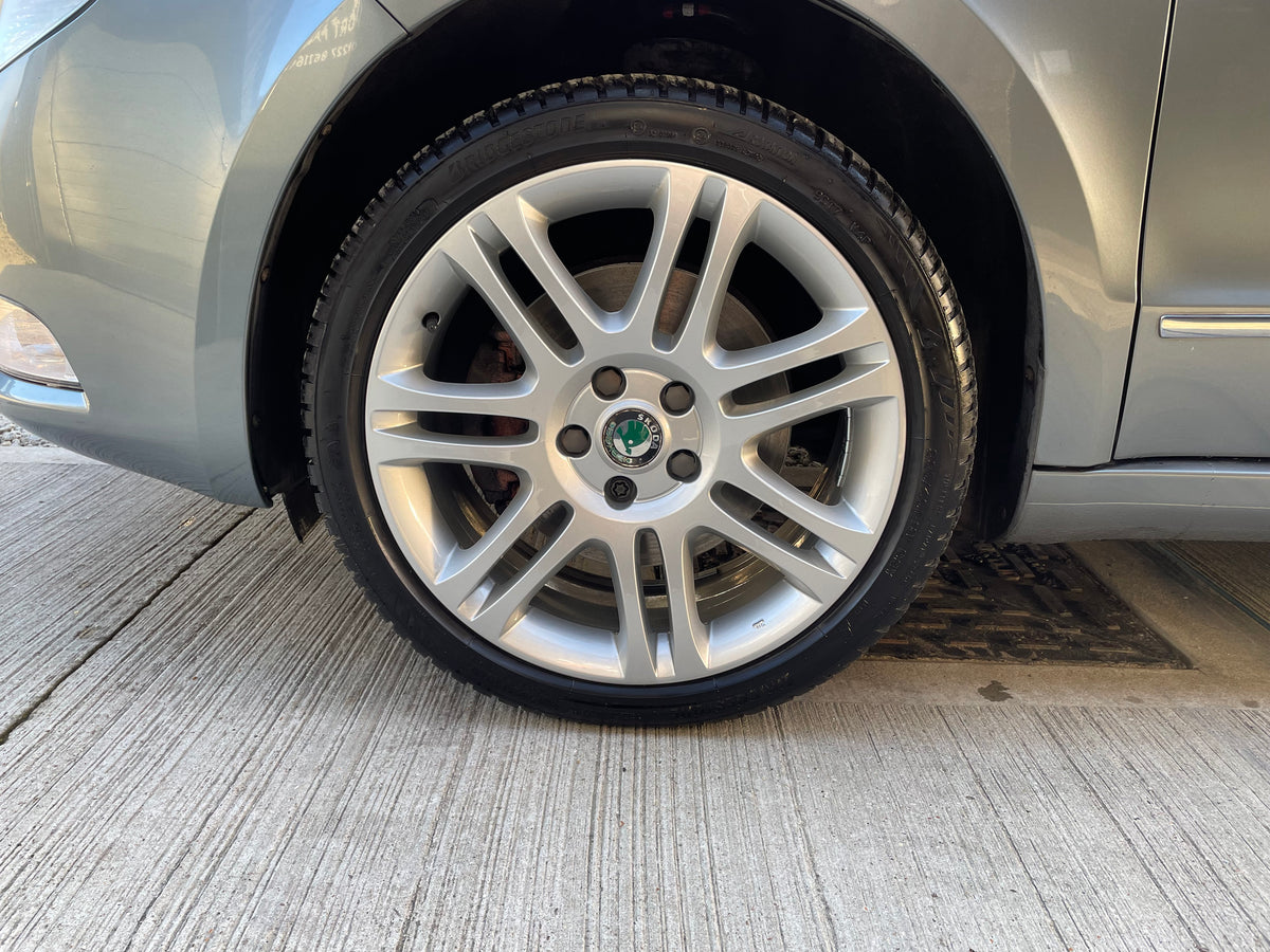 Skoda Superb Estate 2.0 TDI Elegance DSG