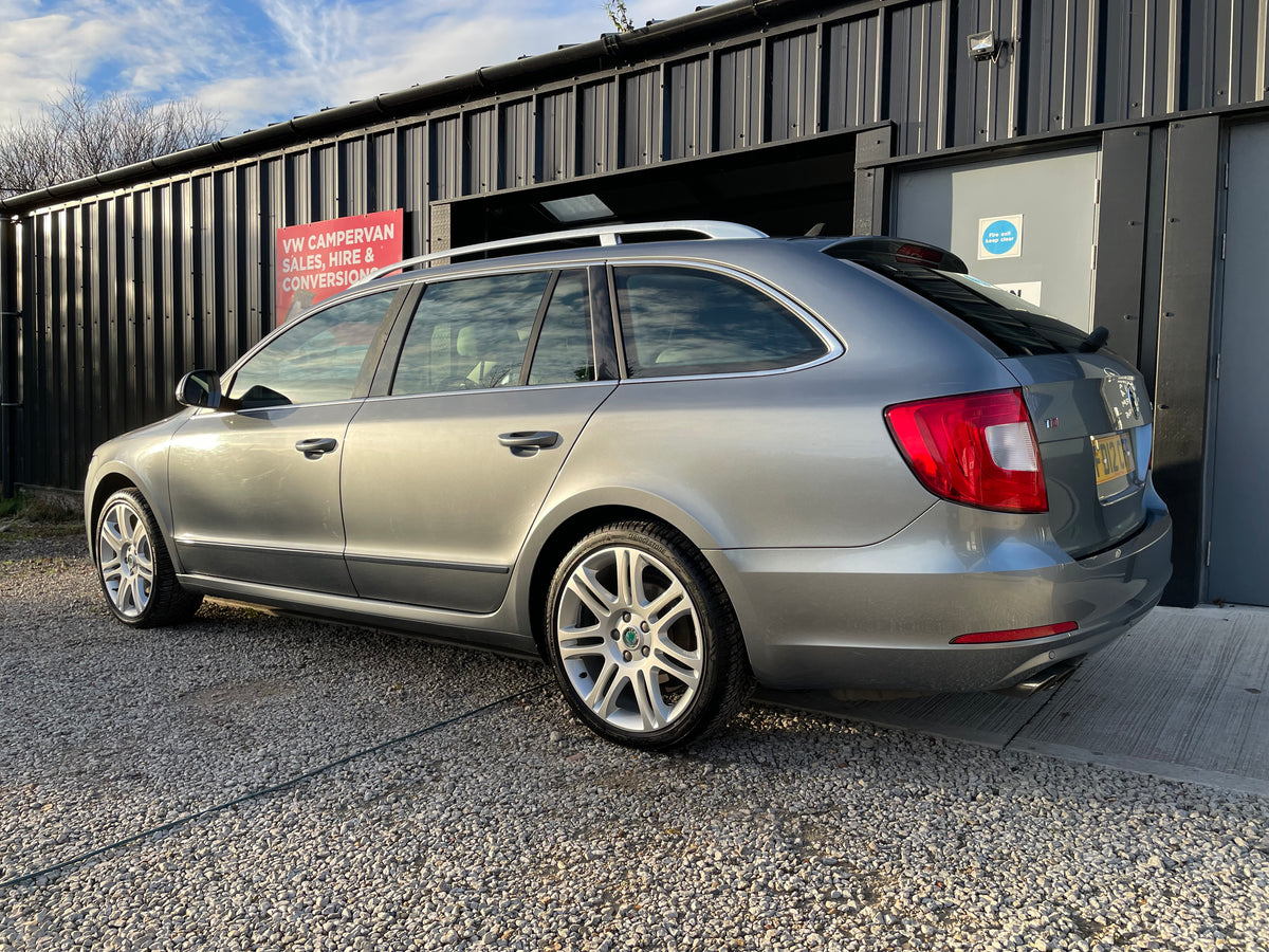 Skoda Superb Estate 2.0 TDI Elegance DSG