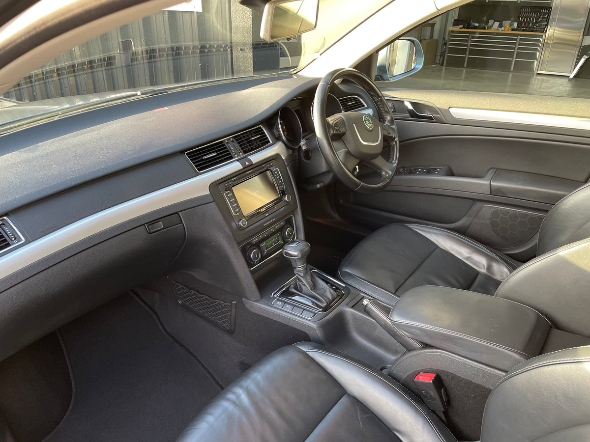 Skoda Superb Estate 2.0 TDI Elegance DSG