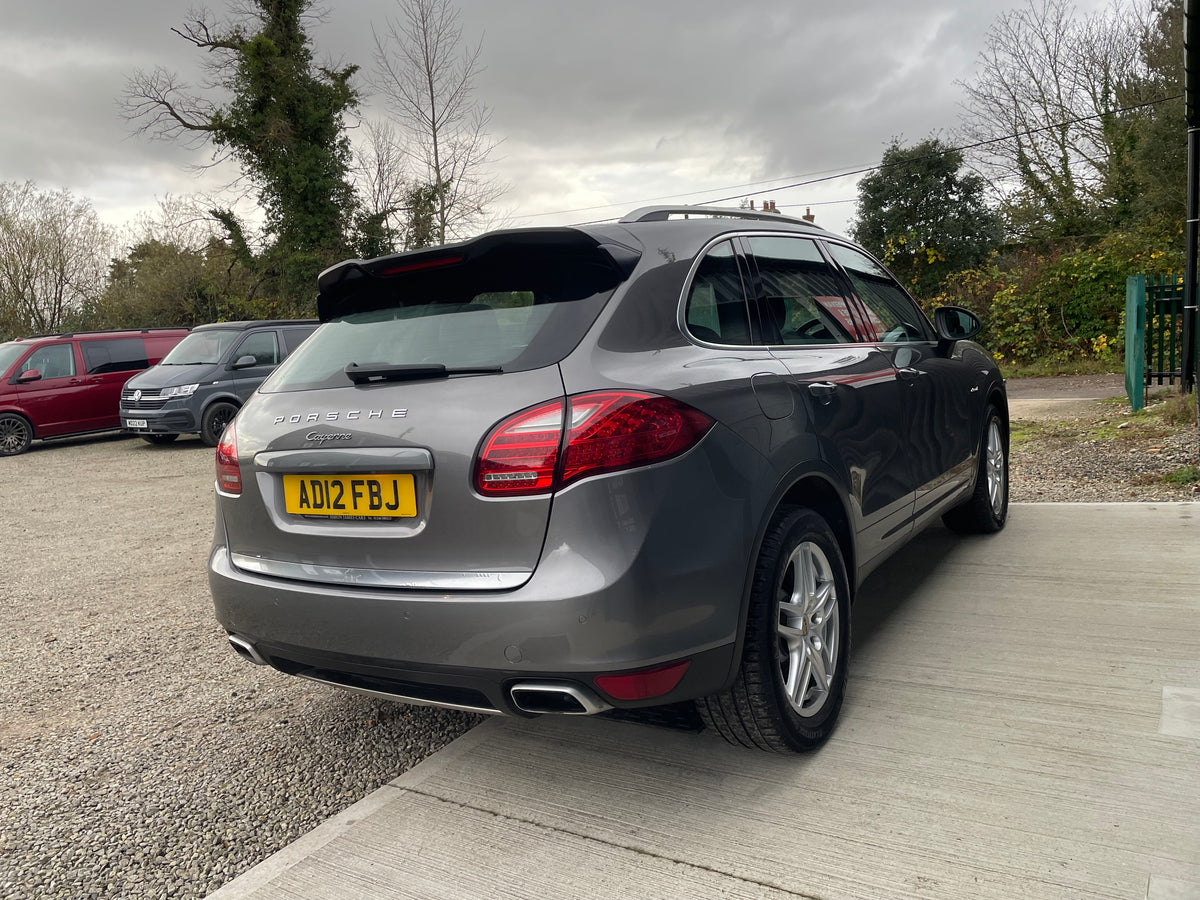 Porsche Cayenne 3.0 TD V6 Tiptronic 4WD