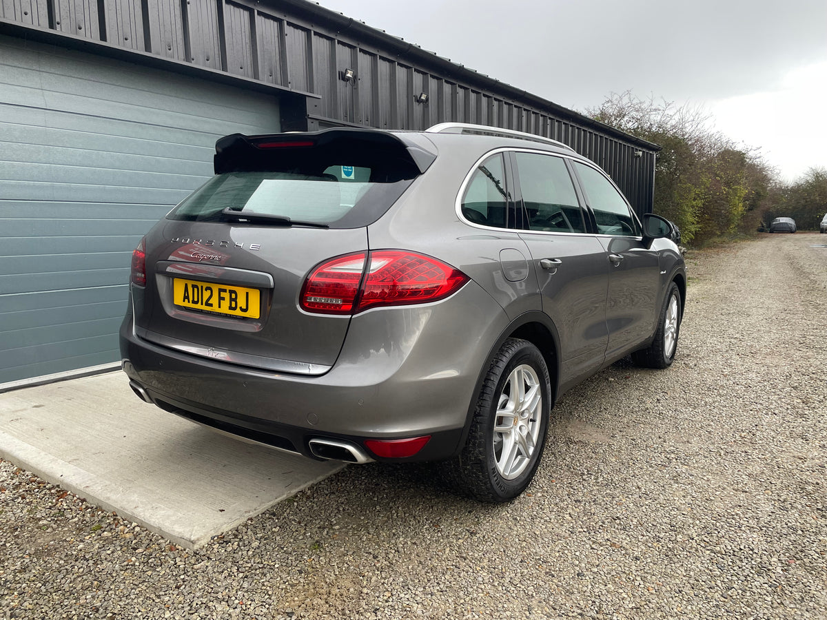 Porsche Cayenne 3.0 TD V6 Tiptronic 4WD