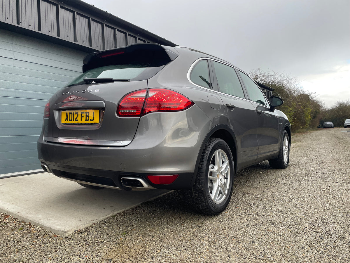 Porsche Cayenne 3.0 TD V6 Tiptronic 4WD