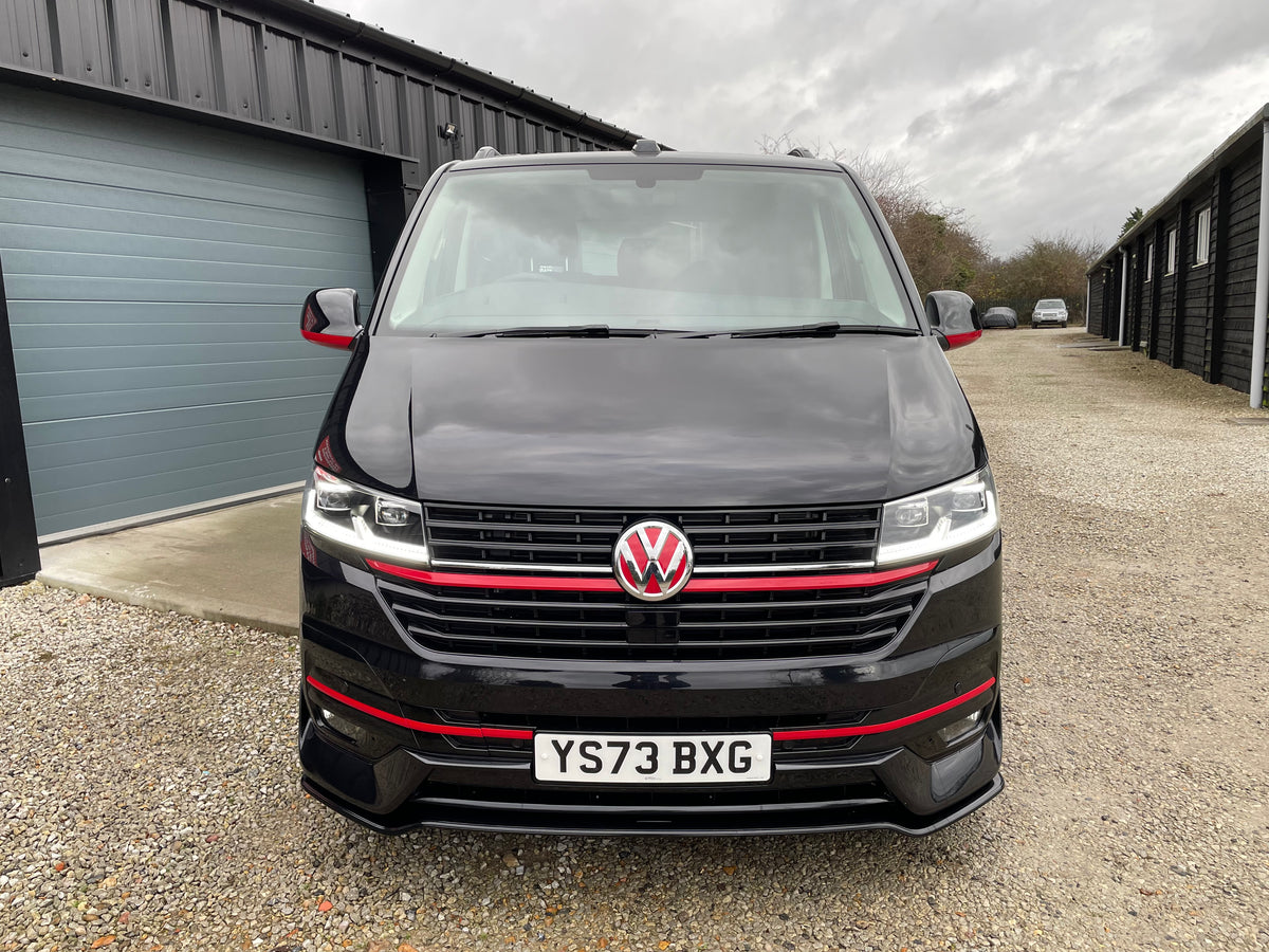 T6.1 T32 Highline Kombi DSG Black with LV-S, 204bhp