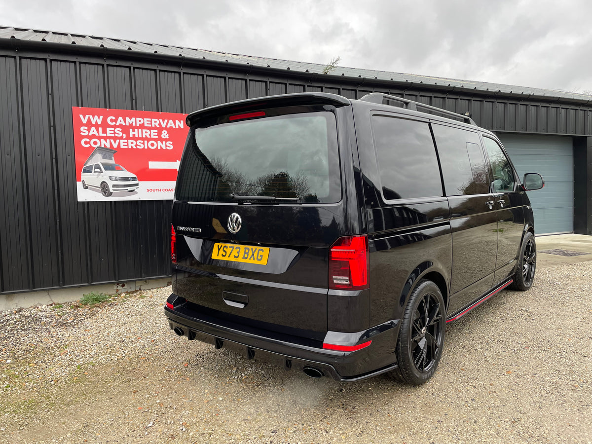 T6.1 T32 Highline Kombi DSG Black with LV-S, 204bhp