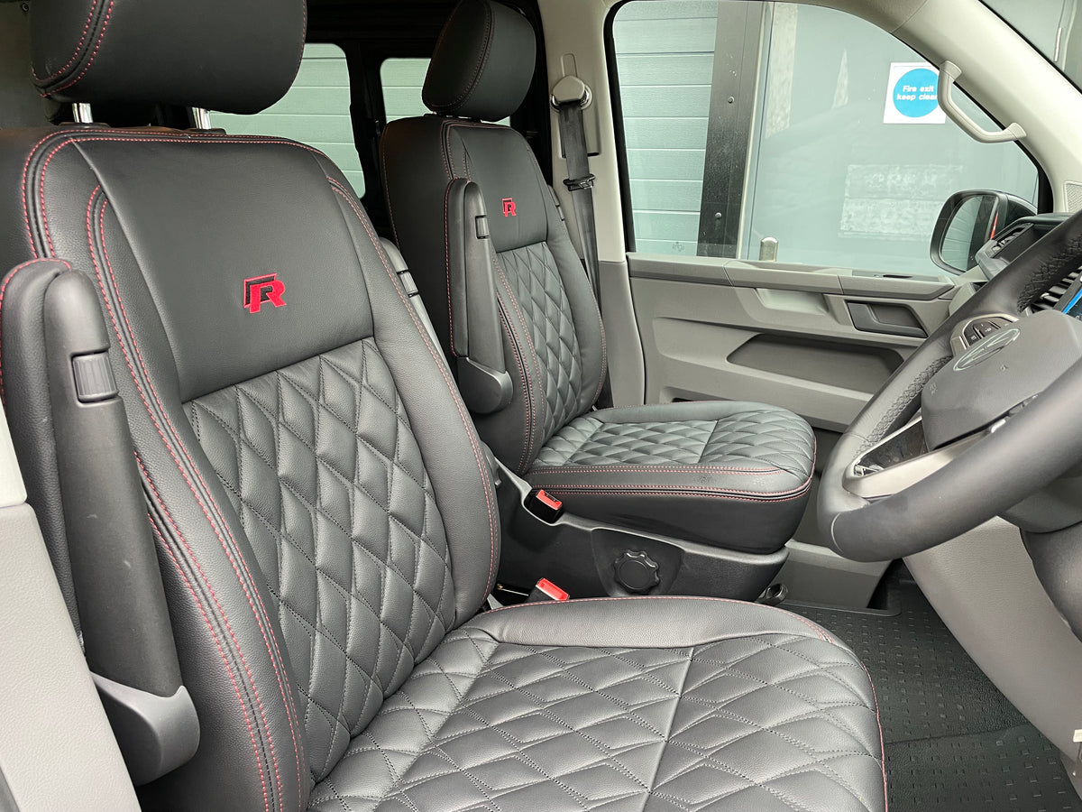 T6.1 T32 Highline Kombi DSG Black with LV-S, 204bhp