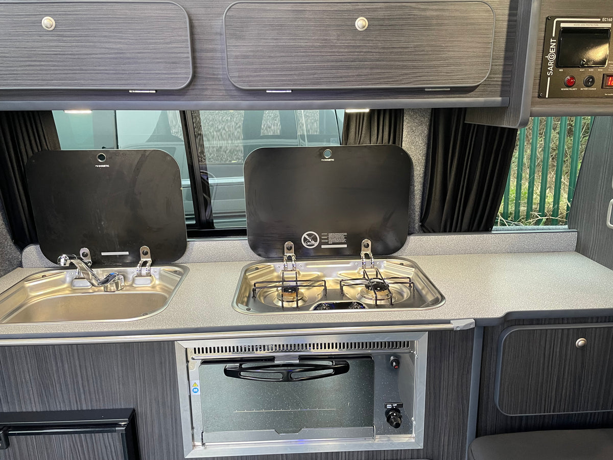 T6 Highline "SC Edition" Campervan 2018 with air con - White