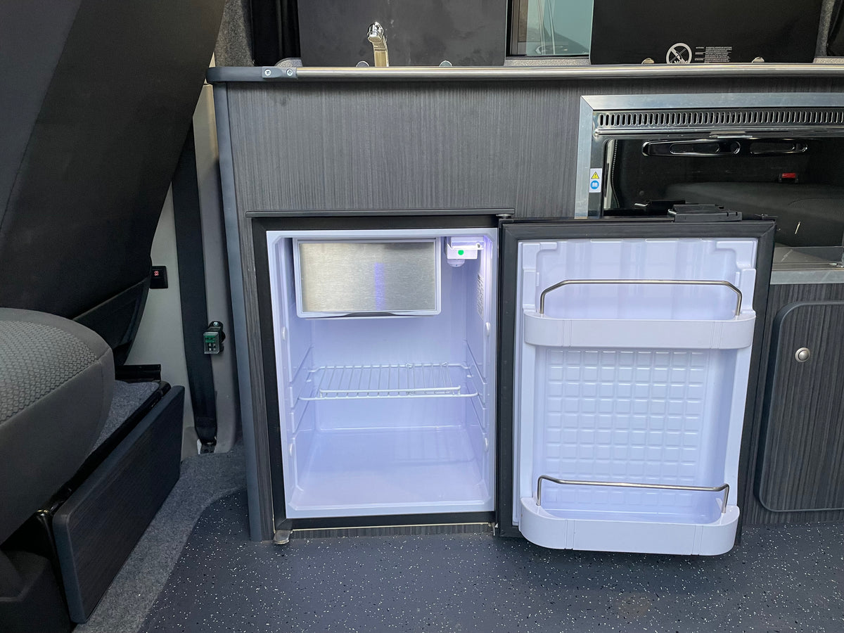 T6 Highline "SC Edition" Campervan 2018 with air con - White