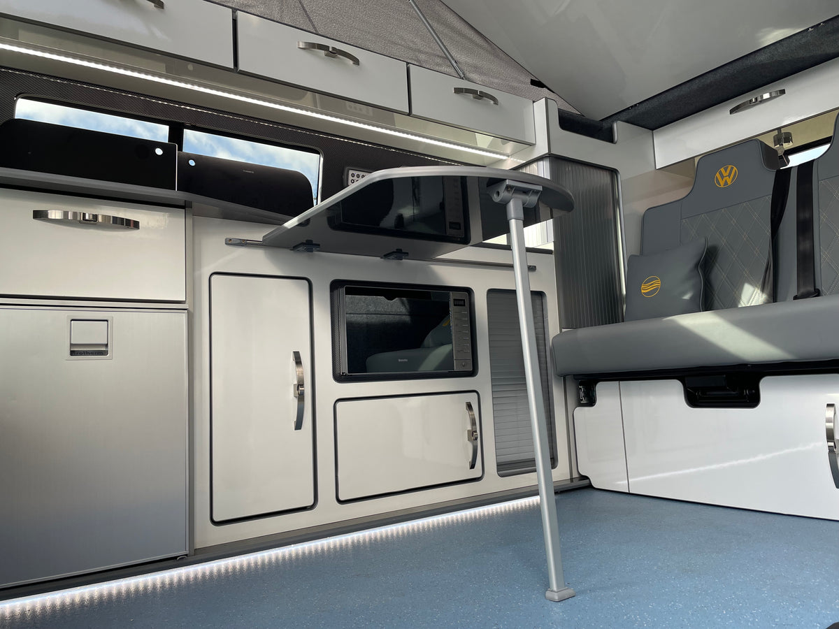 LWB Platinum Wave Automatic with air con