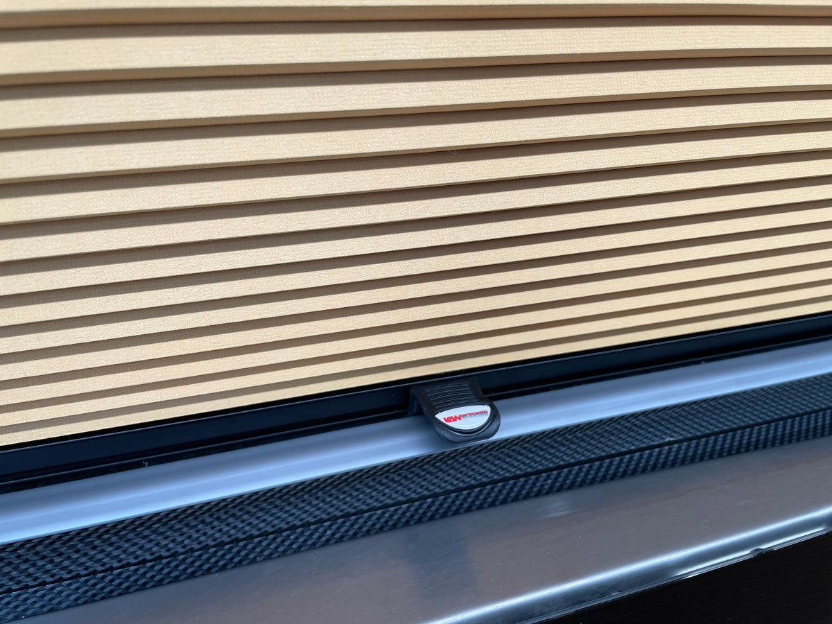 LWB Platinum Wave Automatic with air con