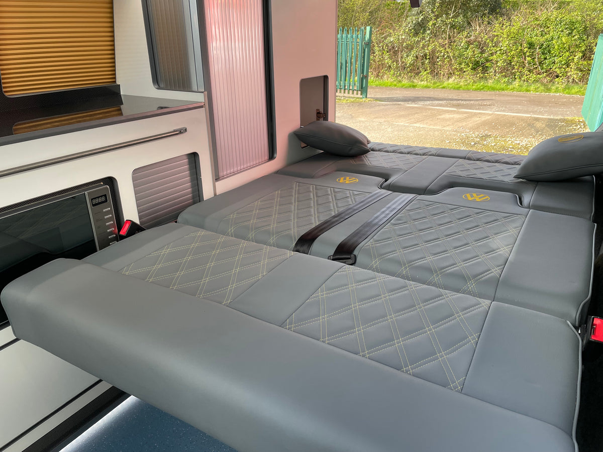 LWB Platinum Wave Automatic with air con