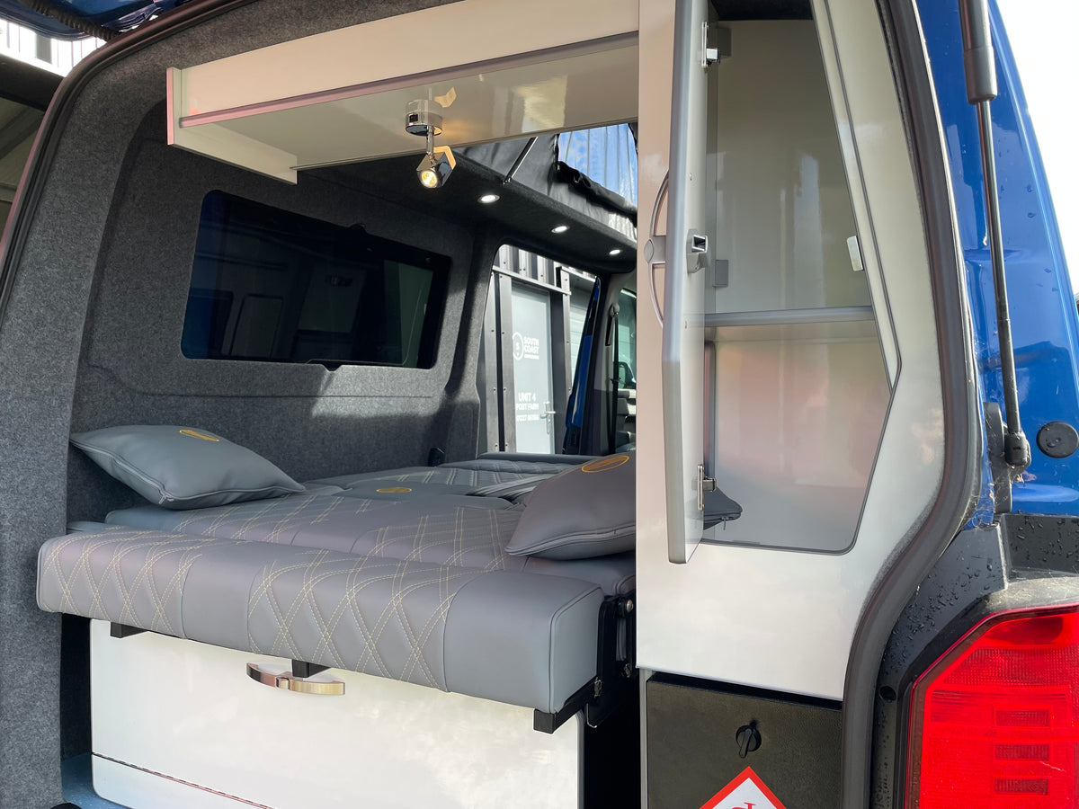 LWB Platinum Wave Automatic with air con