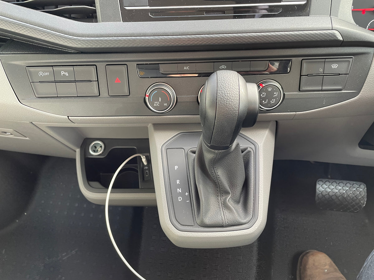 LWB Platinum Wave Automatic with air con