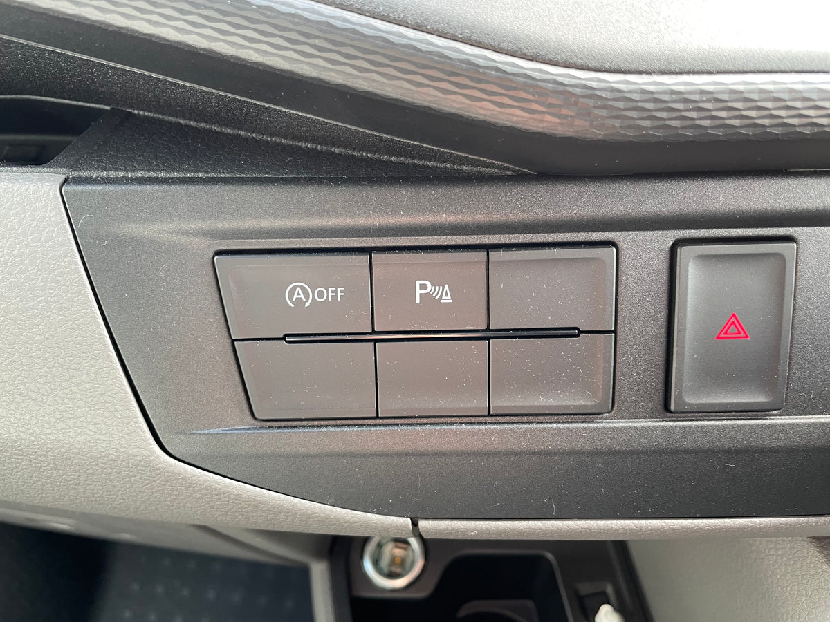 LWB Platinum Wave Automatic with air con