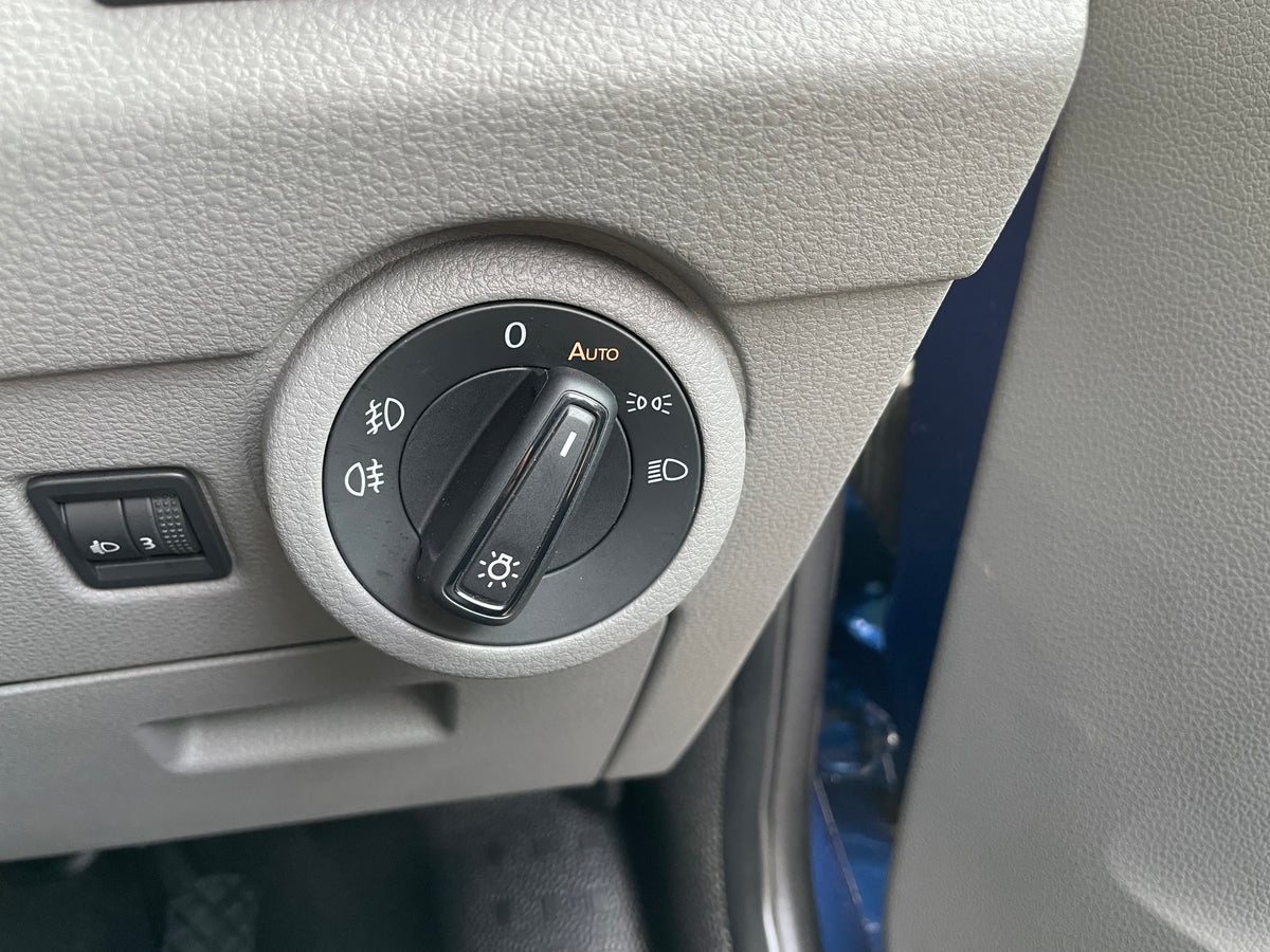LWB Platinum Wave Automatic with air con