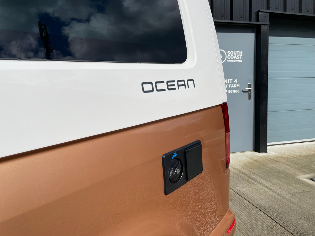 Highline T6.1 "California Ocean" Conversion - Automatic with Air con