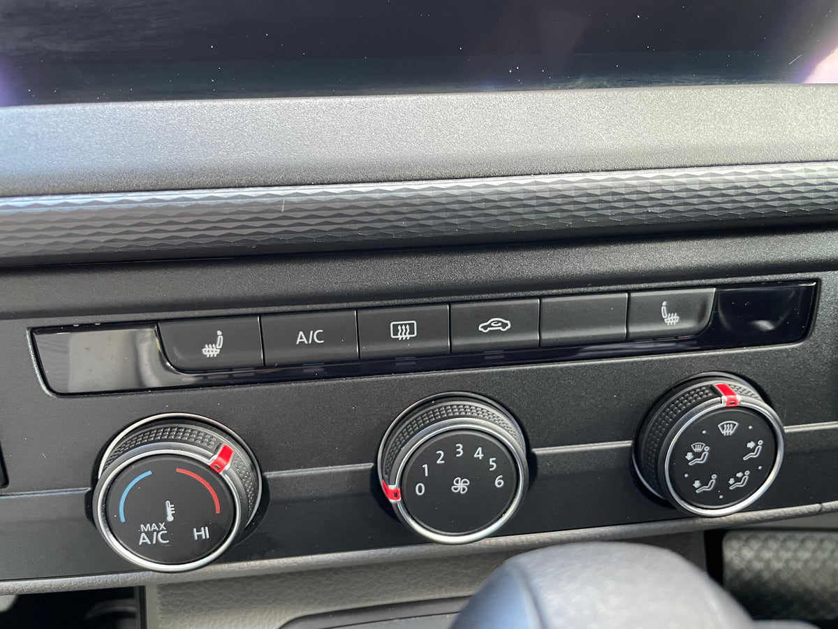 Highline T6.1 "California Ocean" Conversion - Automatic with Air con