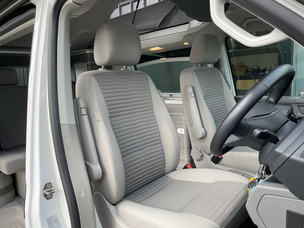 Highline T6.1 "California Ocean" Conversion - Automatic with Air con