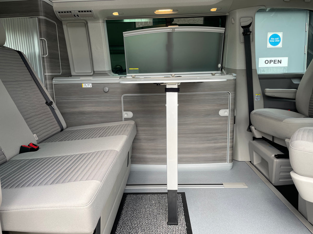 Highline T6.1 "California Ocean" Conversion - Automatic with Air con