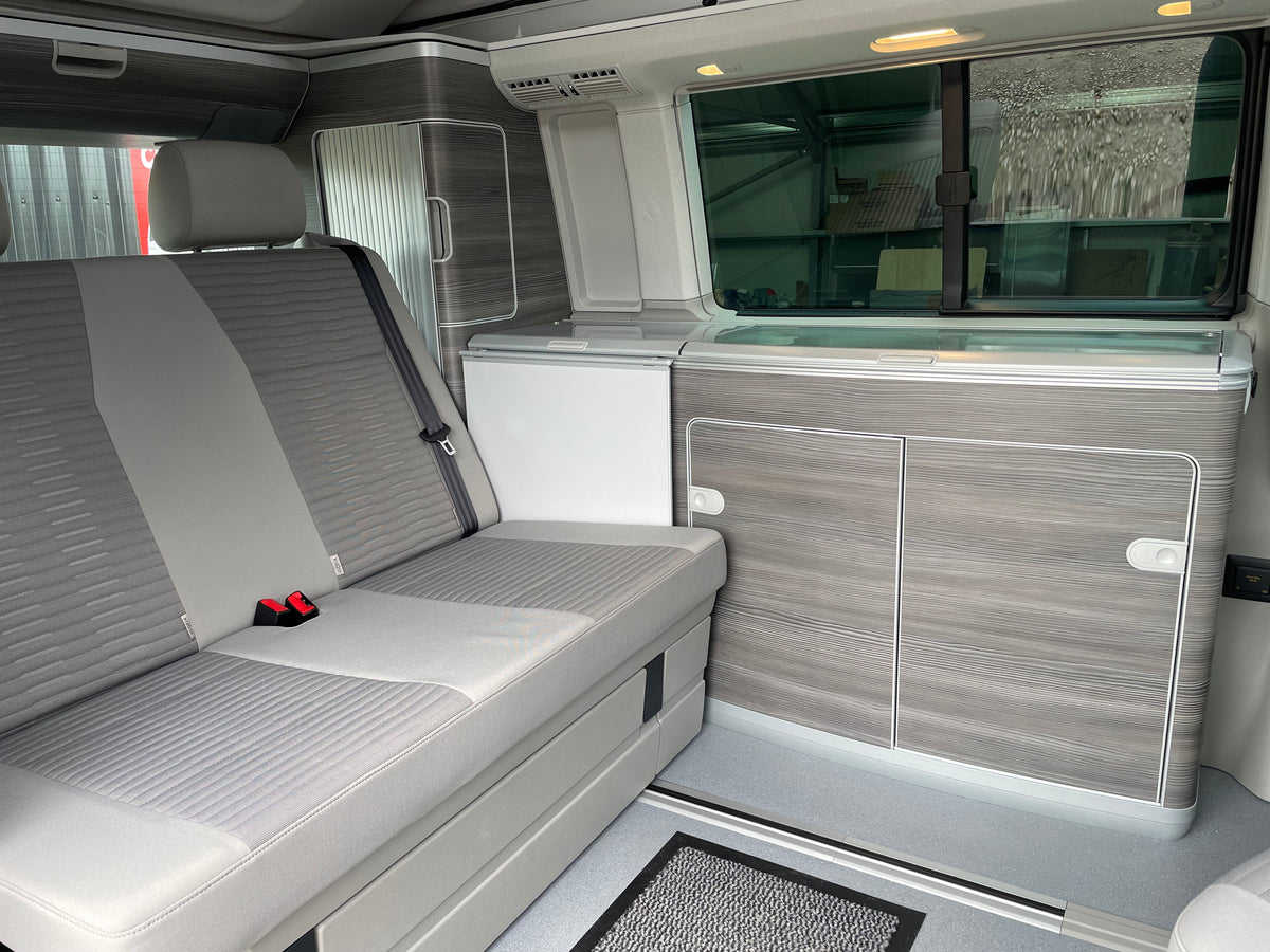 Highline T6.1 "California Ocean" Conversion - Automatic with Air con