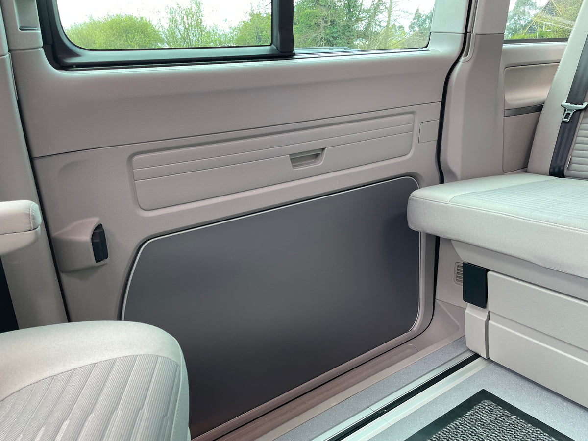 Highline T6.1 "California Ocean" Conversion - Automatic with Air con