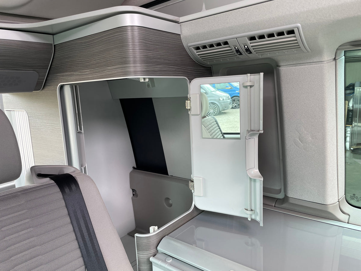 Highline T6.1 "California Ocean" Conversion - Automatic with Air con