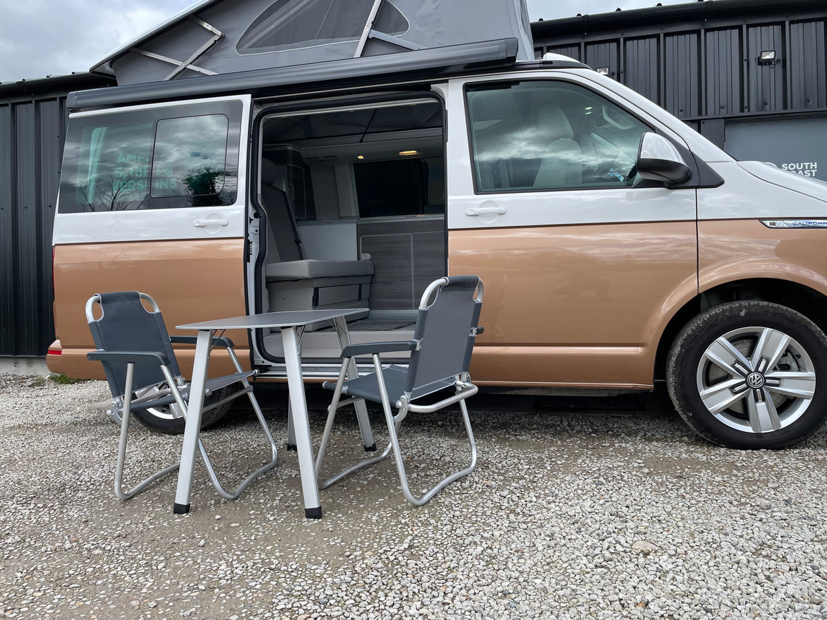 Highline T6.1 "California Ocean" Conversion - Automatic with Air con