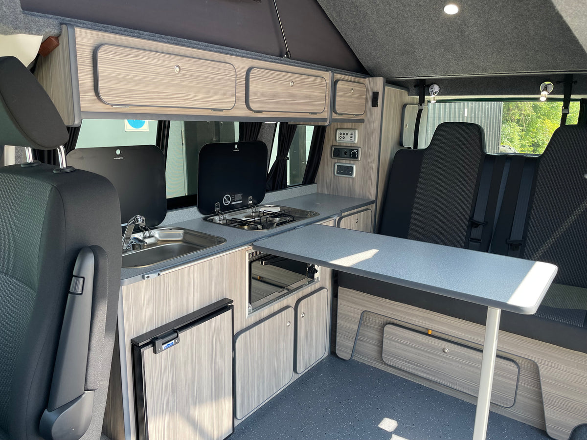 T6.1 Highline Campervan 2021 (21 plate) - Bay Leaf Green