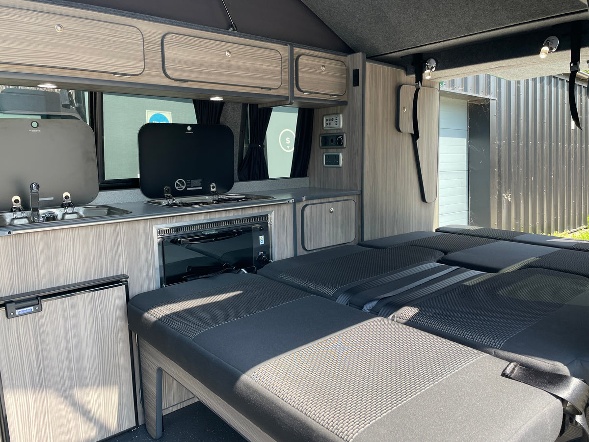 T6.1 Highline Campervan 2021 (21 plate) - Bay Leaf Green