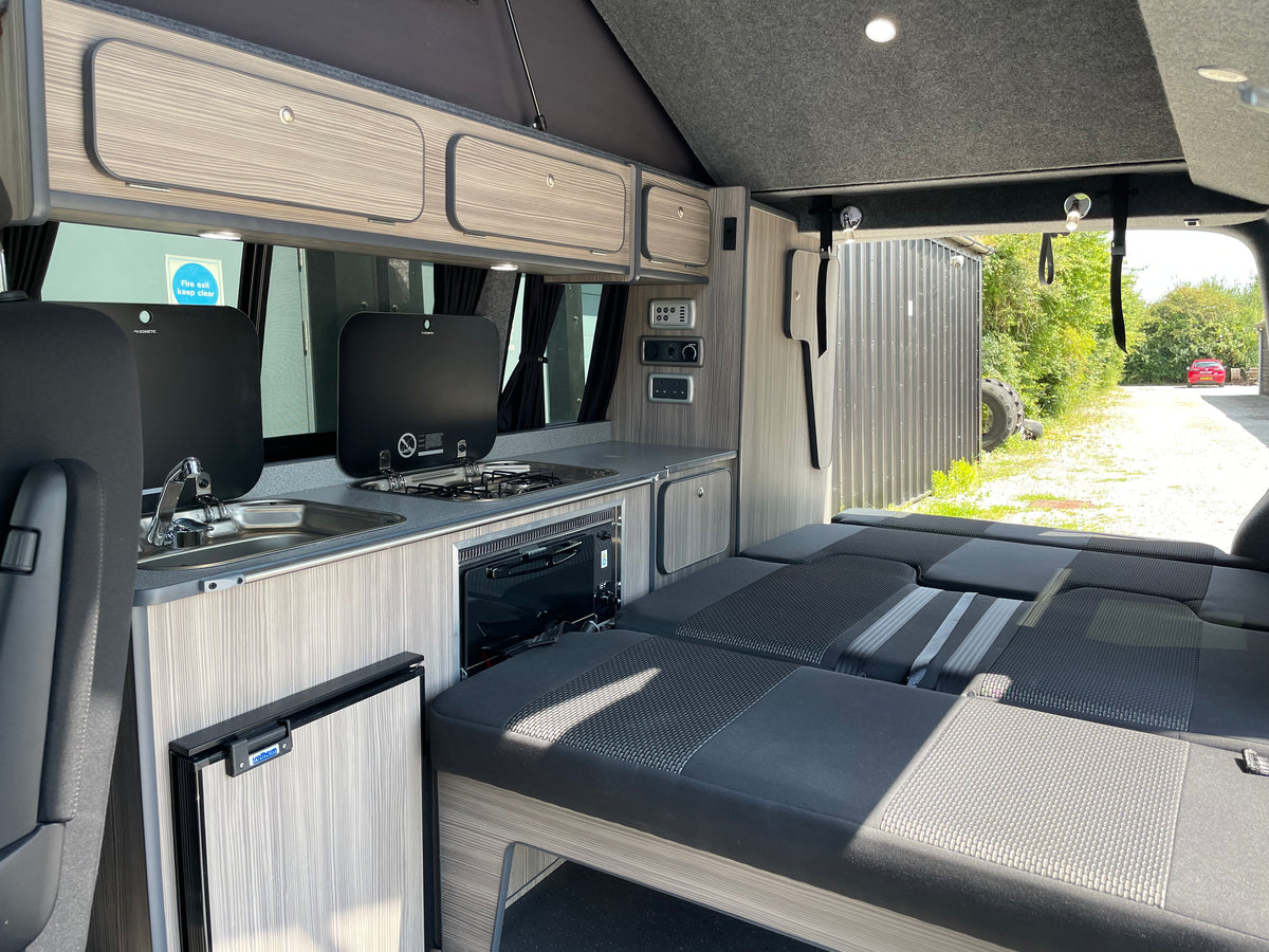 T6.1 Highline Campervan 2021 (21 plate) - Bay Leaf Green