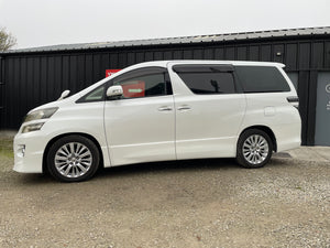 Toyota Vellfire 2.4 Business Edition