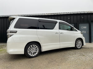 Toyota Vellfire 2.4 Business Edition