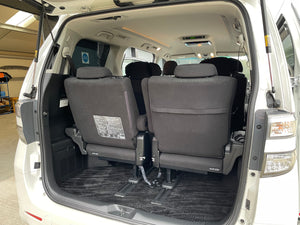 Toyota Vellfire 2.4 Business Edition